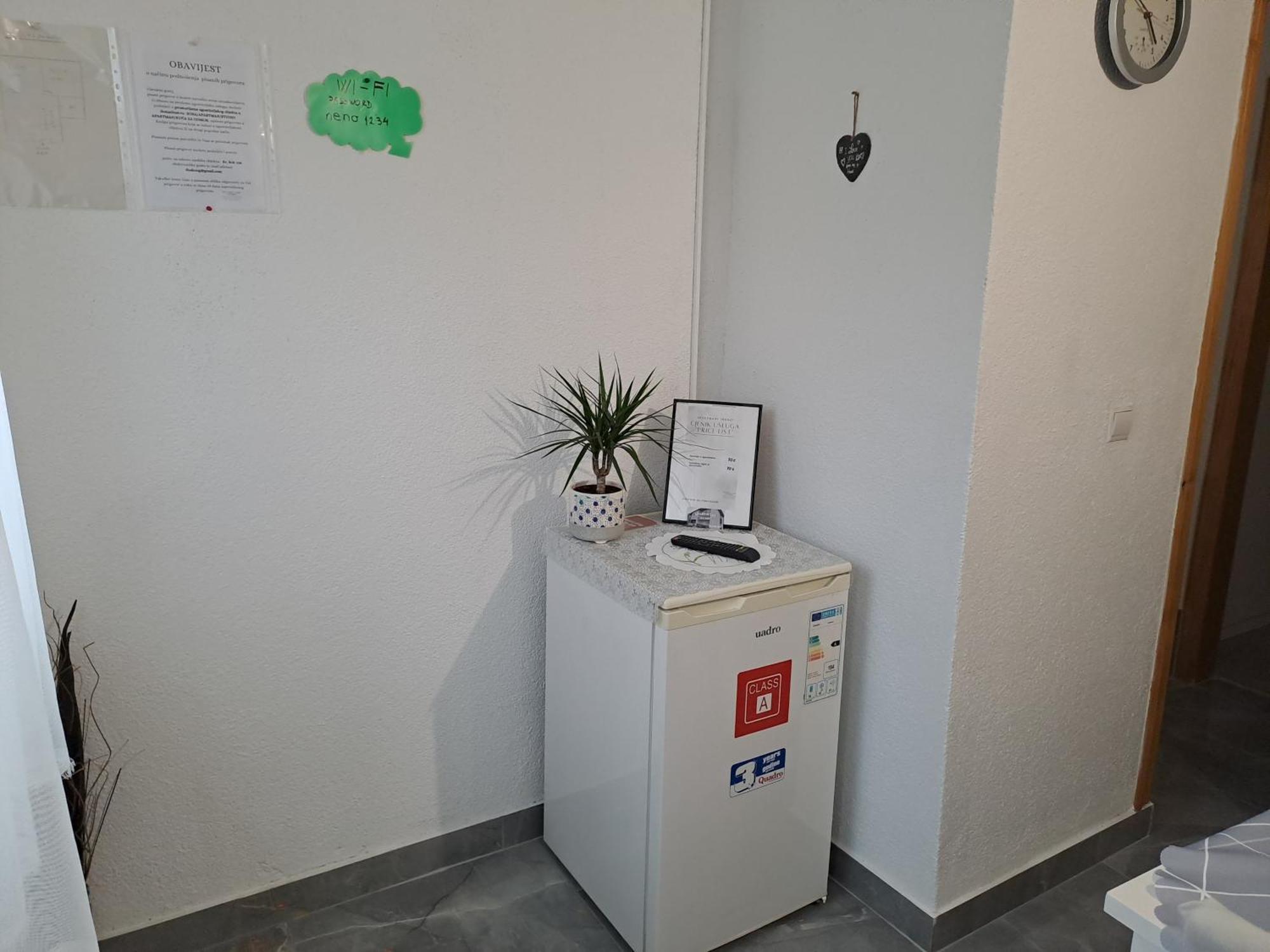 Guest House Neno Ogulin Exterior photo
